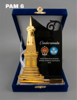 Plakat Akrilik Gold Tugu Jogja