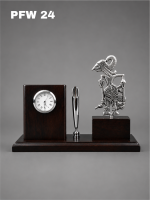 Plakat desk Wayang Pen Holder + Jam